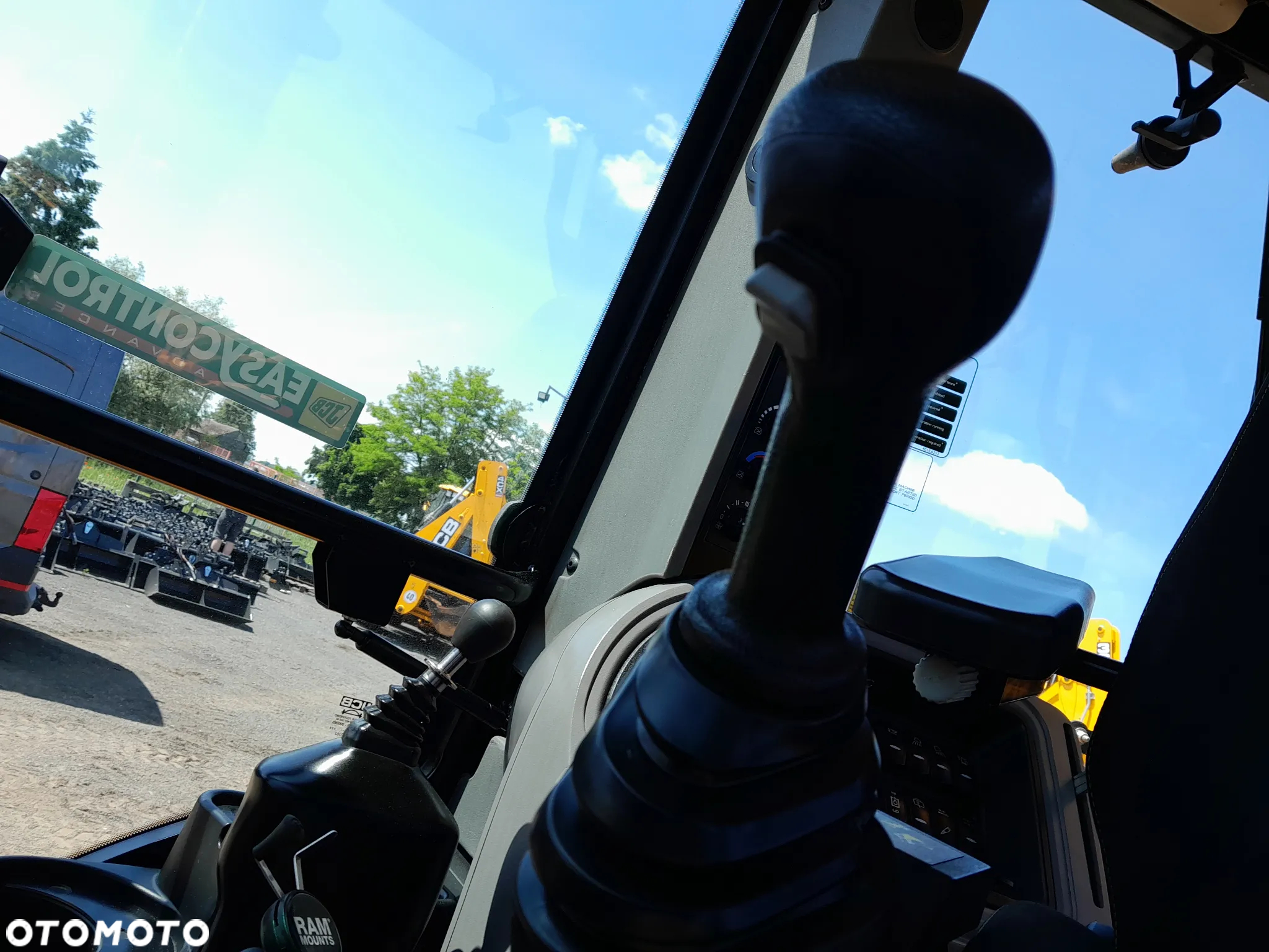 JCB JCB 4CX DUALDRIVE - 26