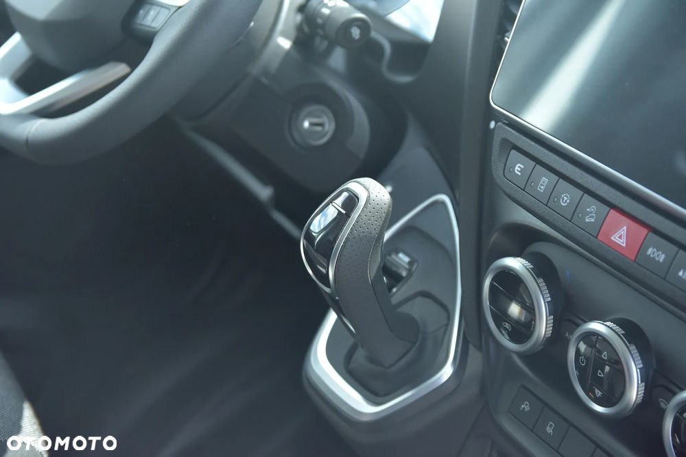 Iveco Daily 35S21HA8/P AUTOMAT autolaweta z kabina sypalną 3,5t na haku POLMAR - 22