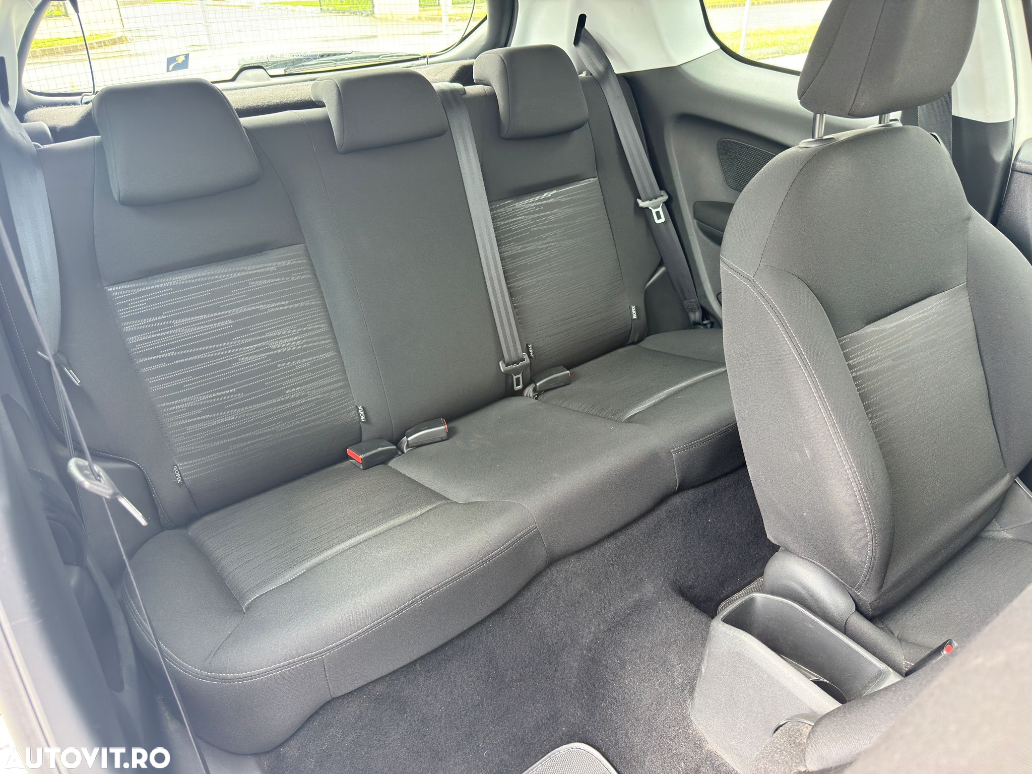 Peugeot 208 1.0 L PureTech Access - 17