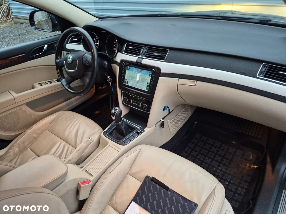 Skoda Superb 1.8 TSI Platinum - 22