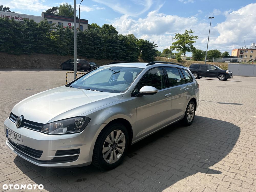 Volkswagen Golf 1.6 TDI BlueMot Comfortline - 4