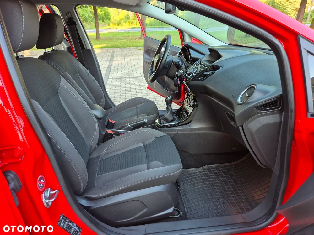 Ford Fiesta 1.0 EcoBoost STart-Stop Titanium - 33