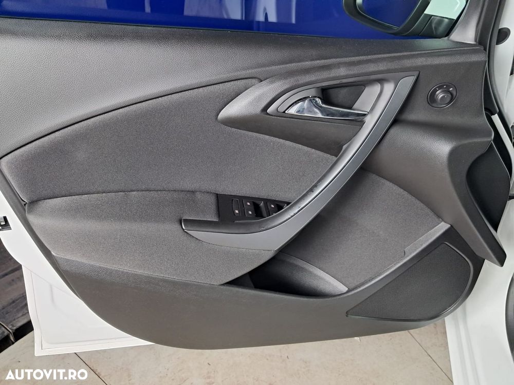 Opel Astra - 10