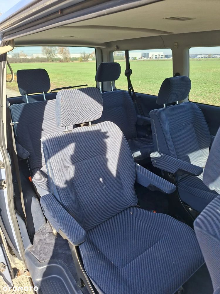 Volkswagen Transporter - 13