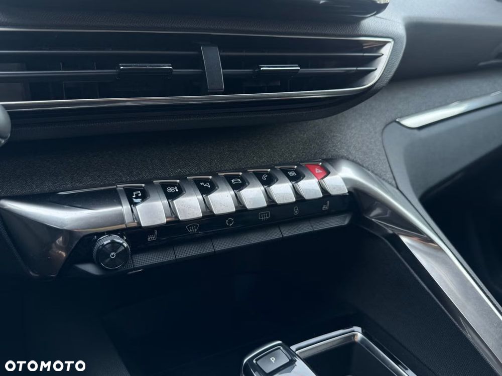Peugeot 3008 BlueHDi 130 Stop & Start EAT8 Allure - 21