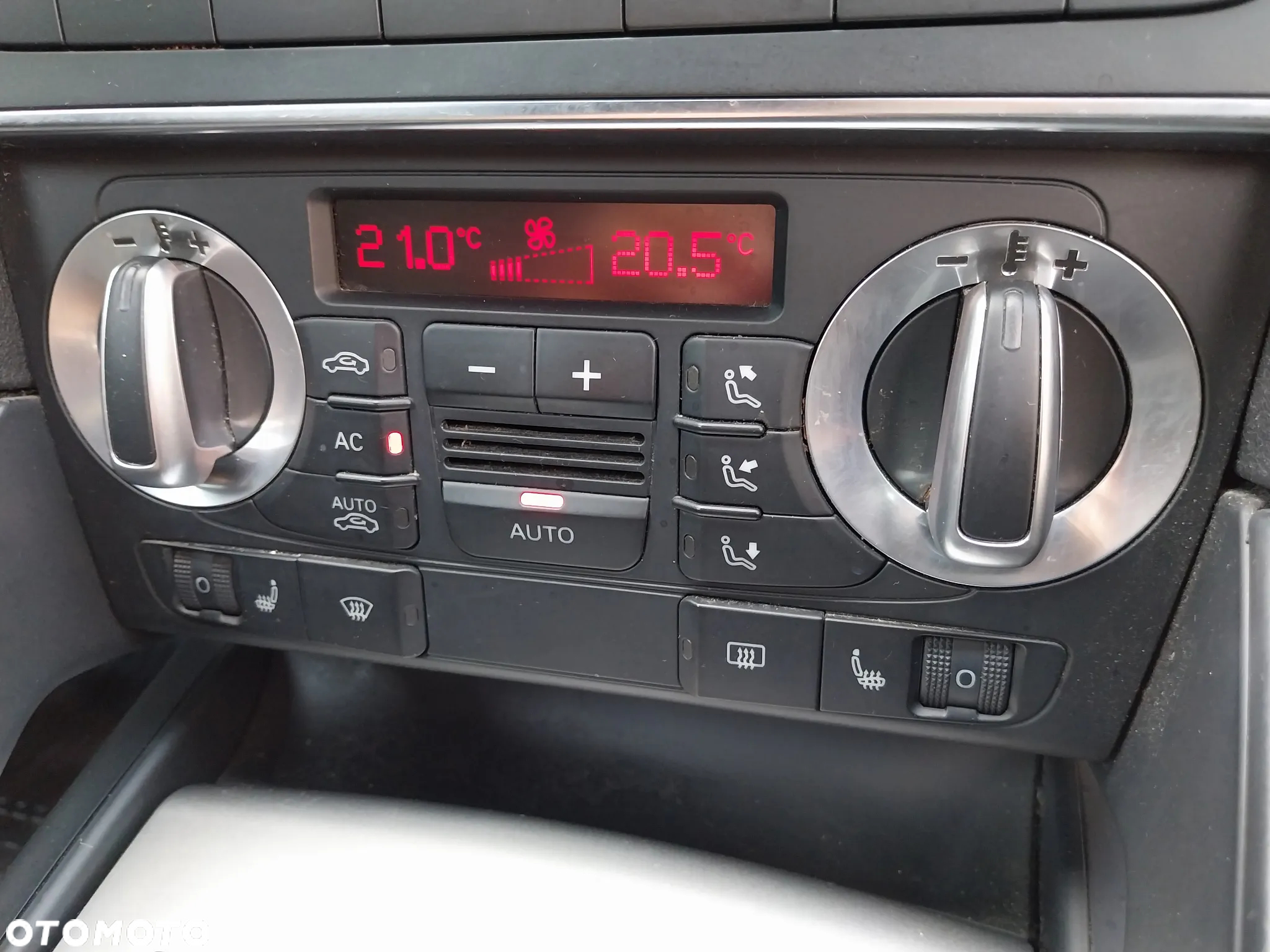 Audi A3 1.6 Limited Edition - 17