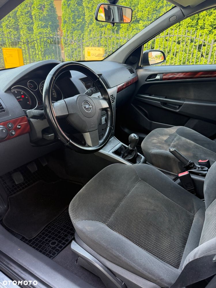 Opel Astra - 14