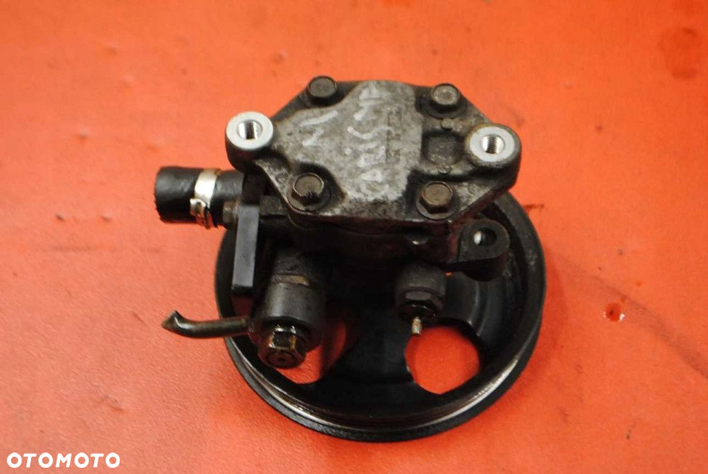 MITSUBISHI CARISMA 1.8GDI POMPA WSPOMAGANIA - 3