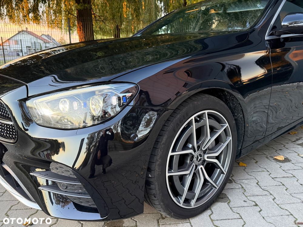 Mercedes-Benz E-Class 2021 photo 5