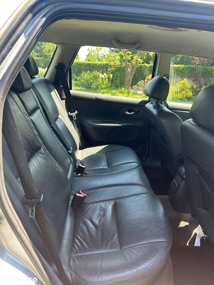 Ford Mondeo 1.8 TD GLX - 4