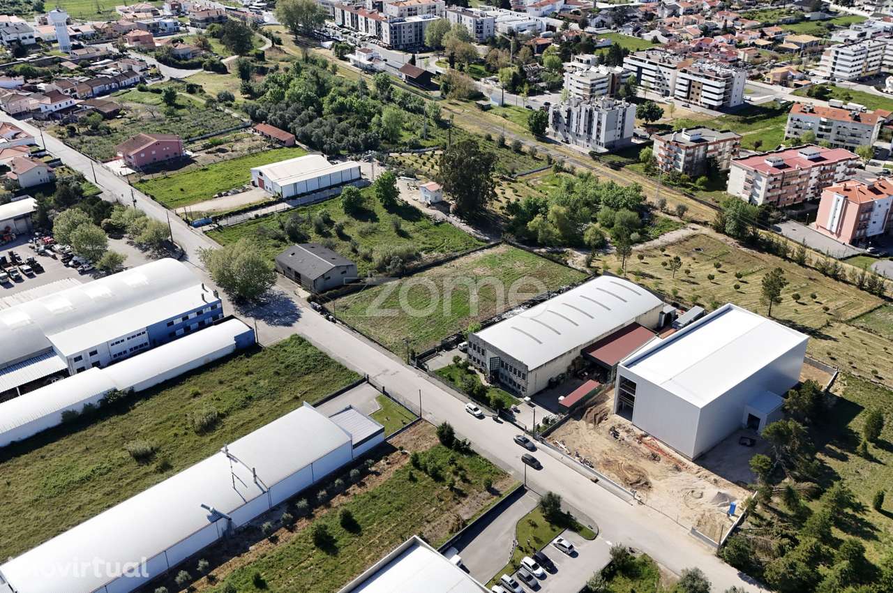 Terreno 2660 m²| Implantação Armazém/Serviços/Comércio - Grande imagem: 5/9