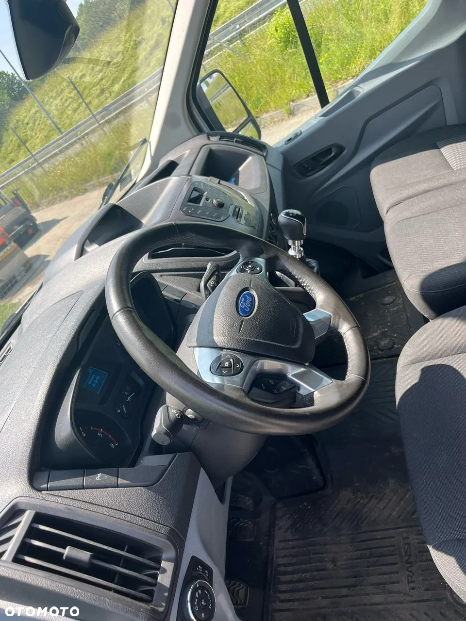 Ford Transit - 10