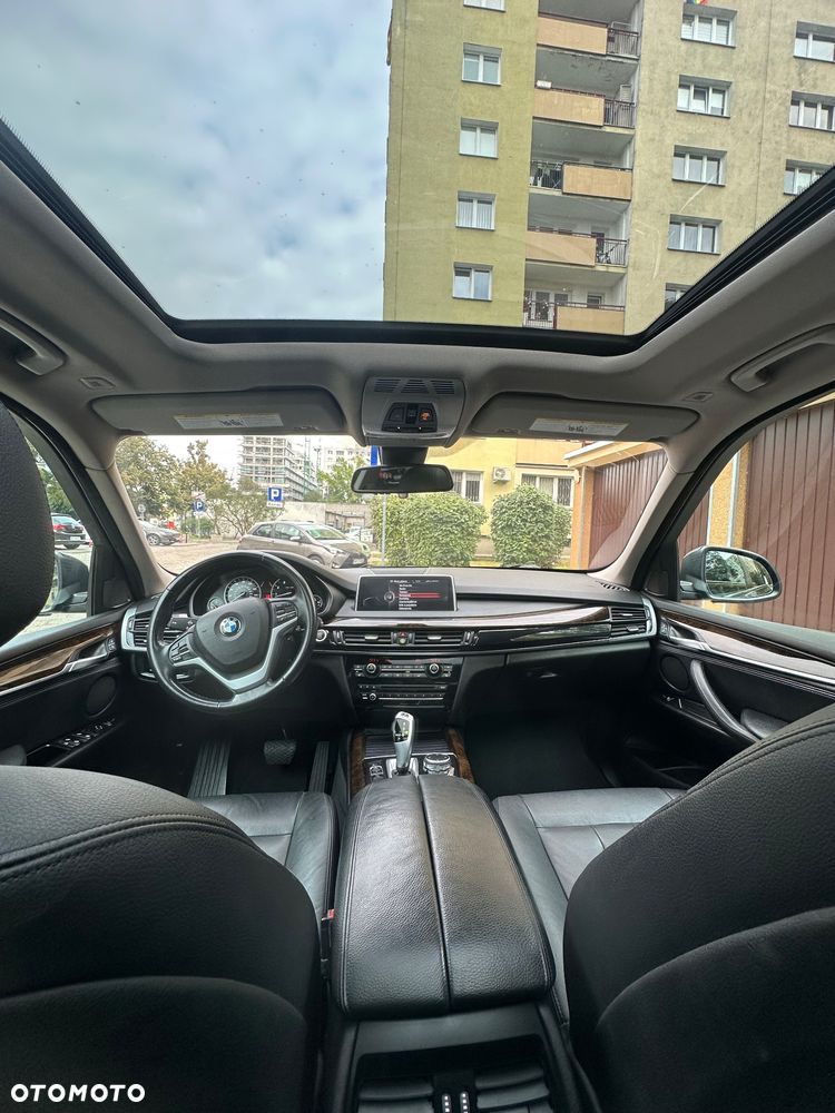 BMW X5 xDrive35i - 16