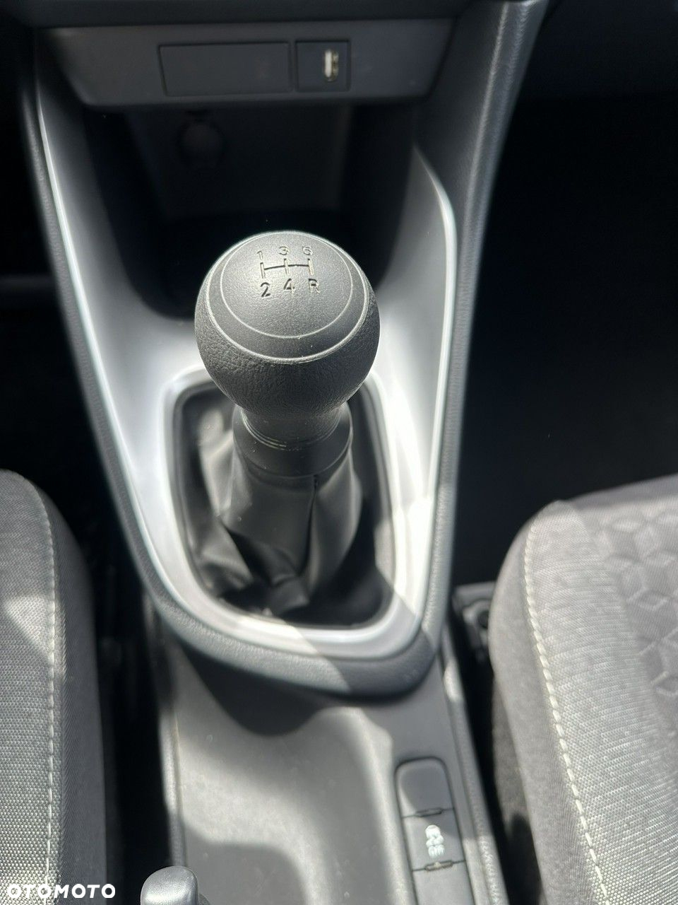 Toyota Yaris - 18