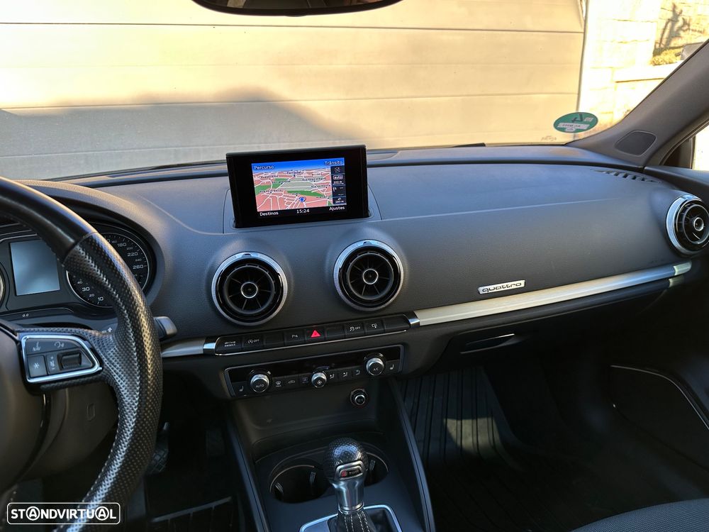 Audi A3 2.0 TDI (clean diesel) quattro S tronic S line Sport Pack - 11