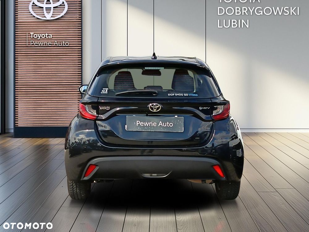 Toyota Yaris - 4