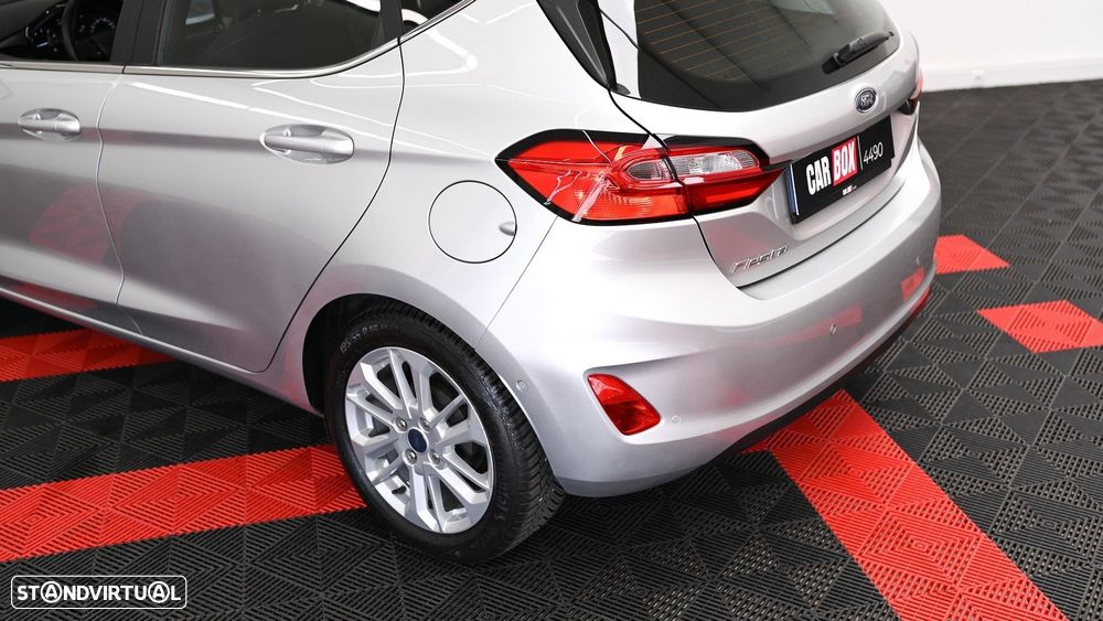 Ford Fiesta 1.1 S&S TITANIUM - 18