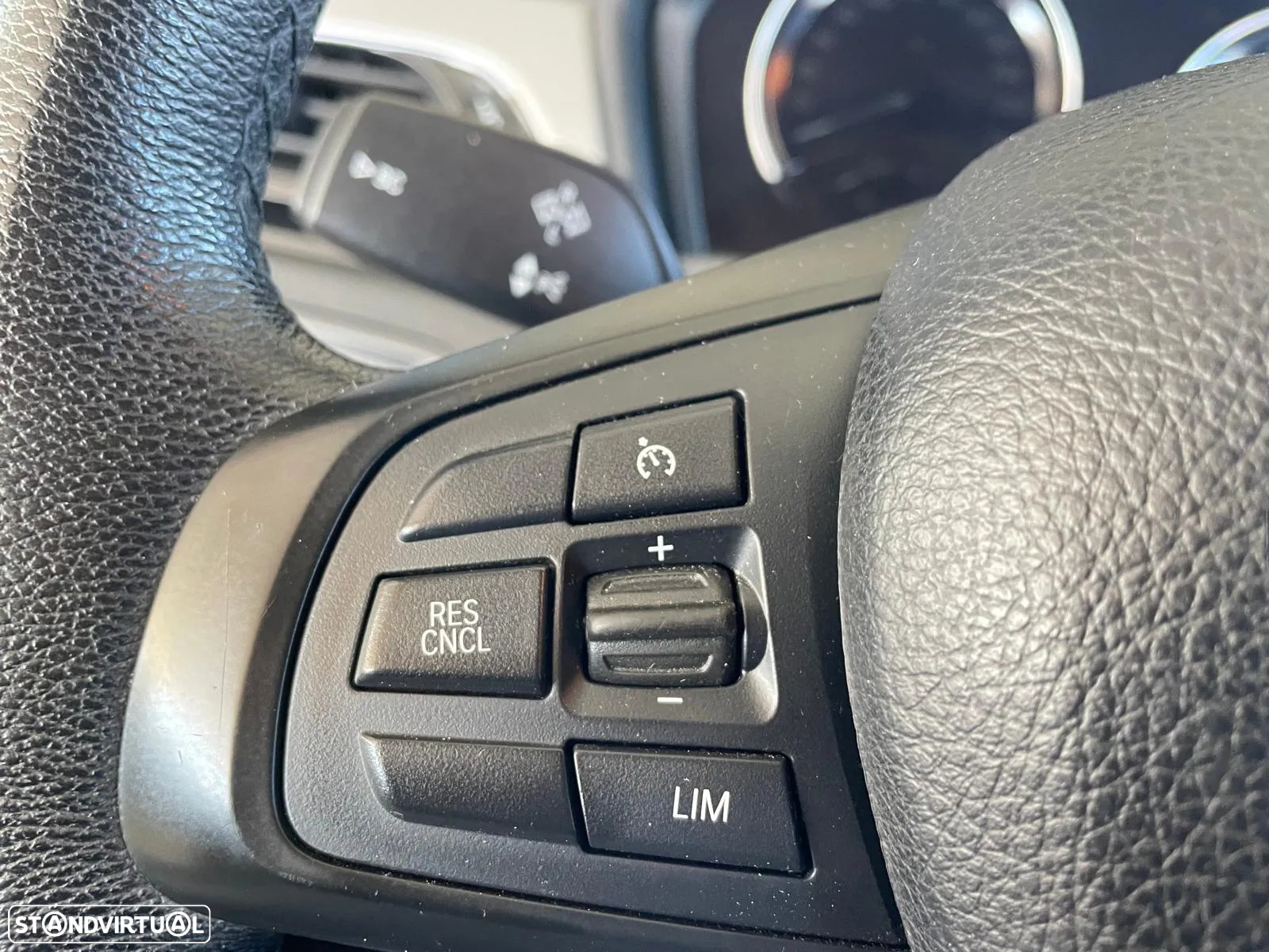 BMW X1 16 d sDrive Advantage - 23