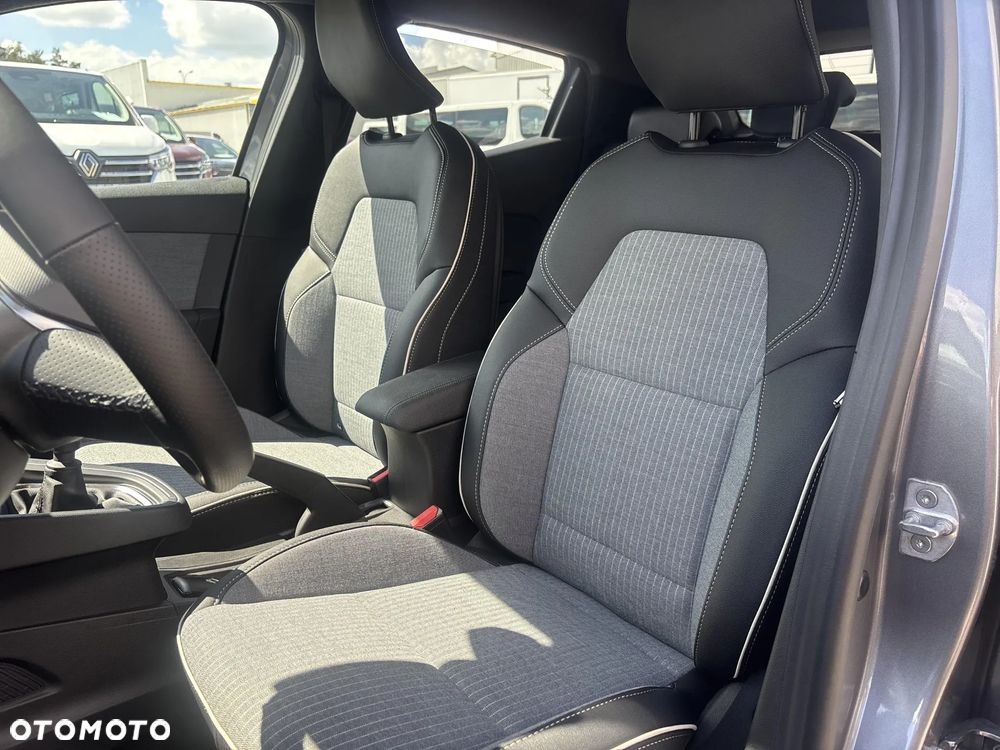 Renault Clio 1.0 TCe Techno - 11