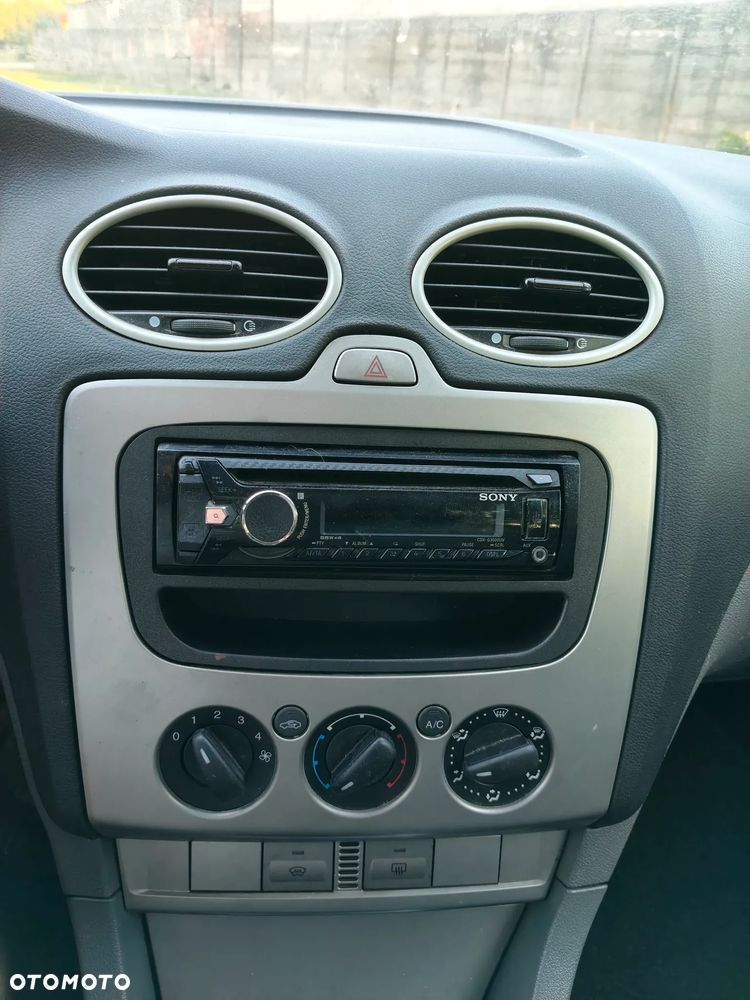 Ford Focus 1.6 TDCi Silver X - 30