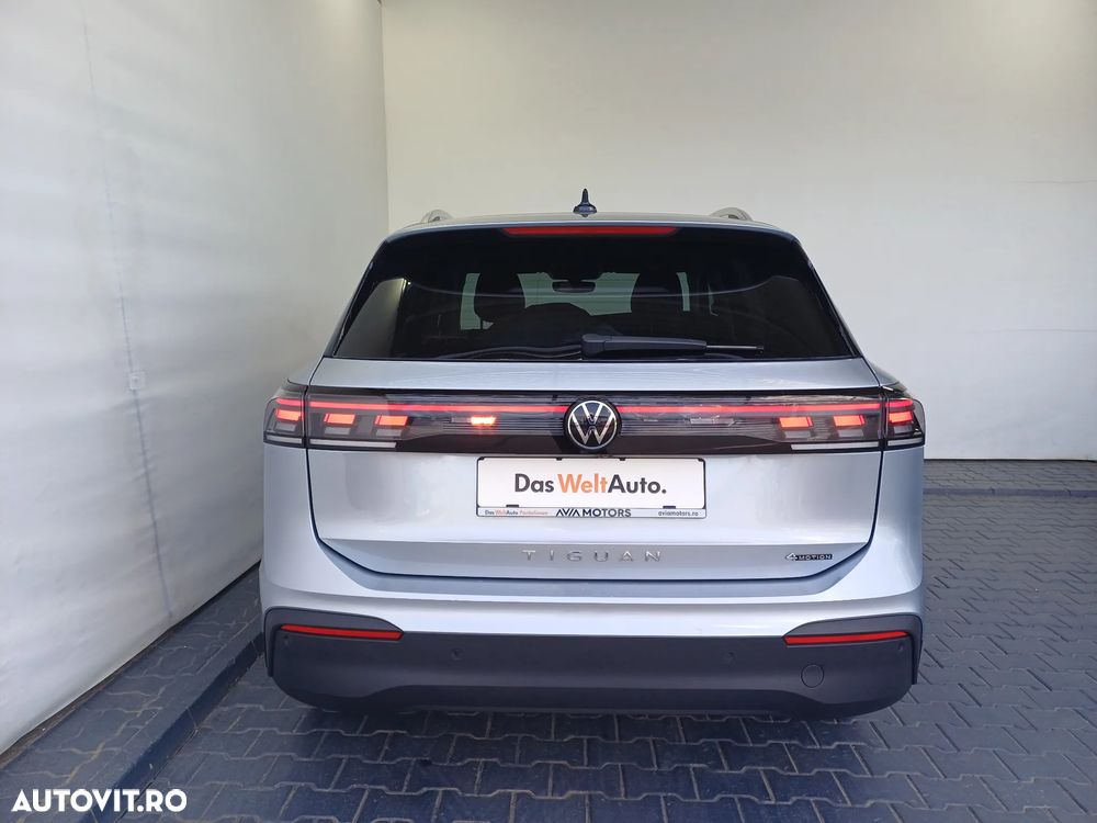 Volkswagen Tiguan 2.0 TDI DSG 4Motion Life - 35