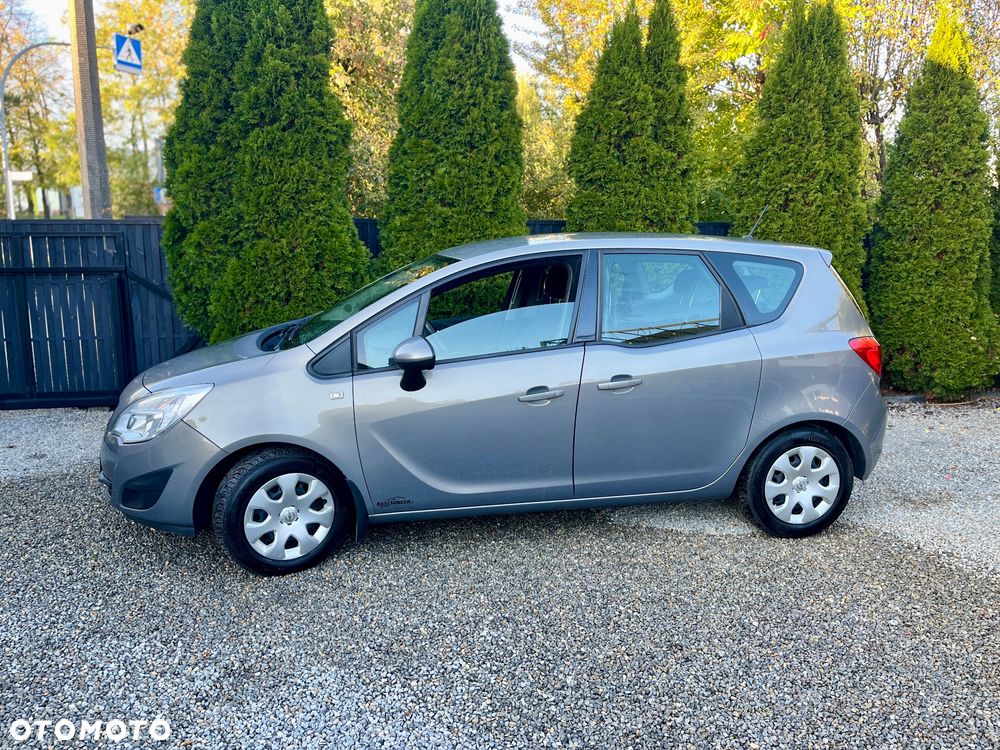 Opel Meriva - 9