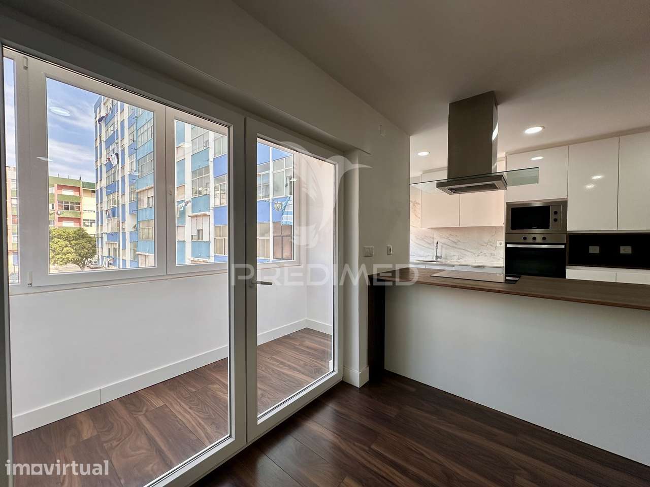 Apartamento T3 Remodelado na Fonte do Lavra - Grande imagem: 4/21