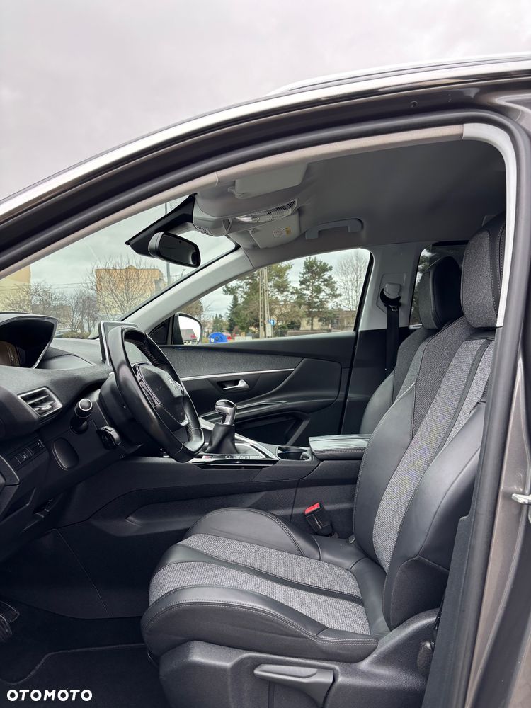 Peugeot 5008 BlueHDI 130 Allure Business-Paket - 12