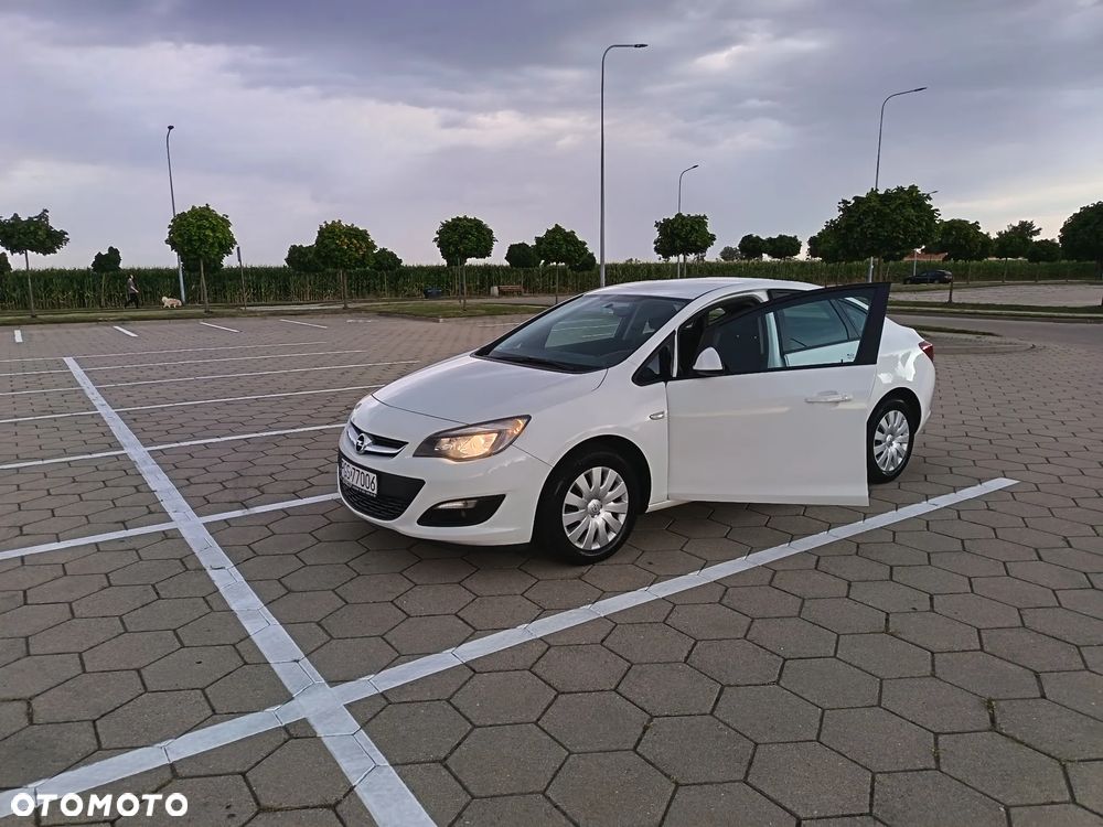 Opel Astra 1.4 T Business - 1