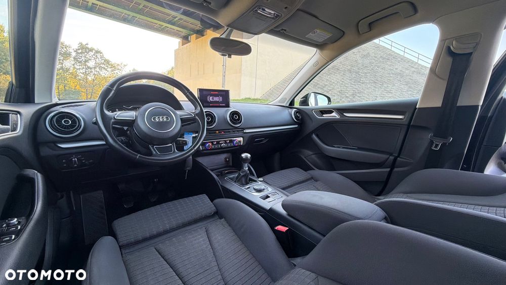 Audi A3 Sportback - 8