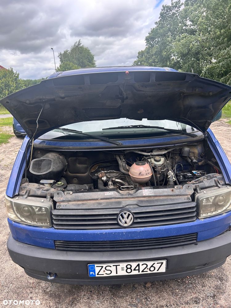 Volkswagen Transporter - 11