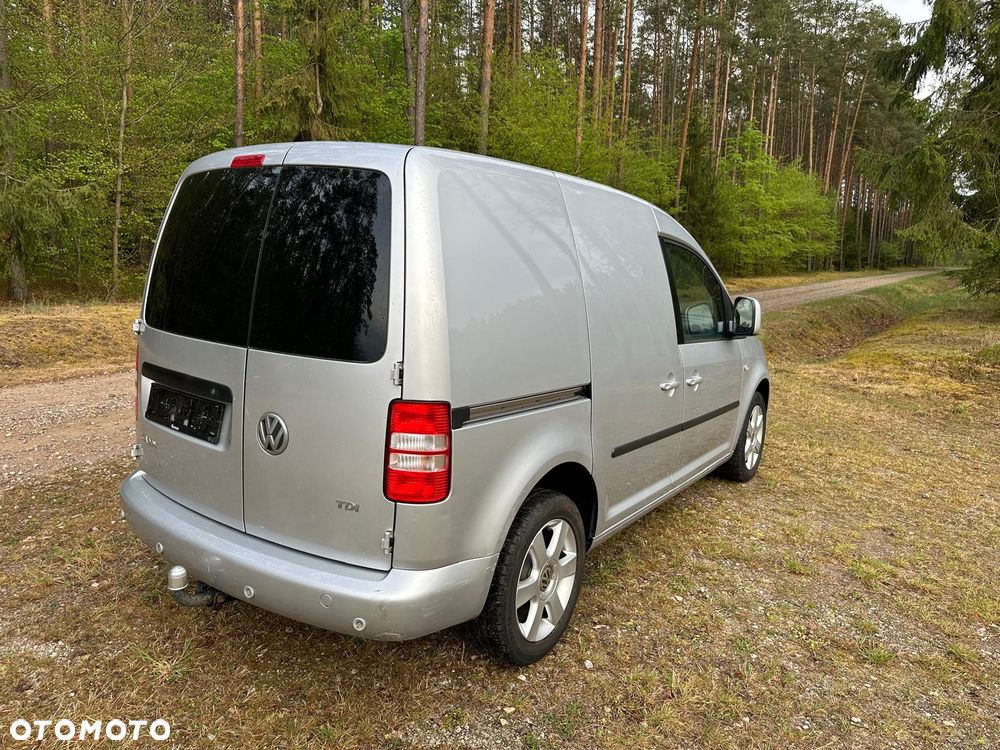 Volkswagen Caddy - 4