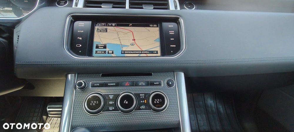 Land Rover Range Rover Sport - 11