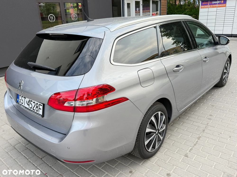 Peugeot 308 1.2 PureTech Allure S&S - 15