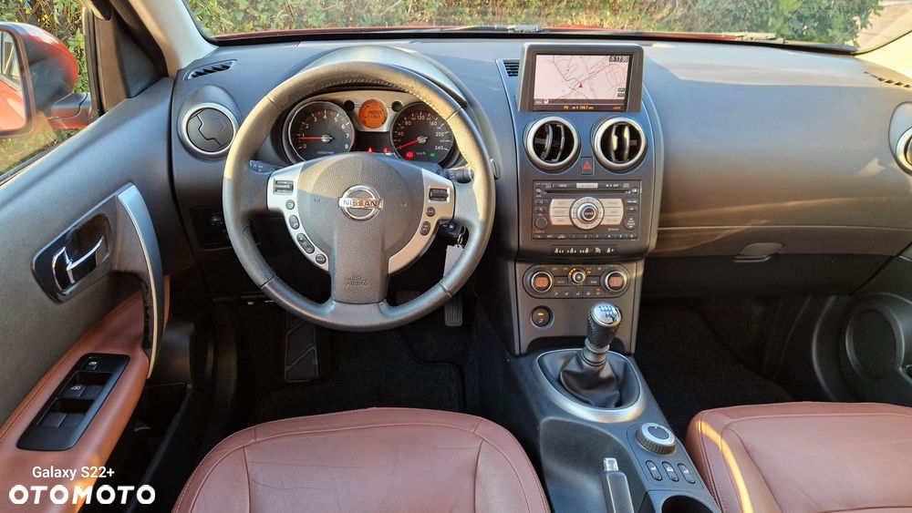 Nissan Qashqai 2.0 4x4 tekna - 9