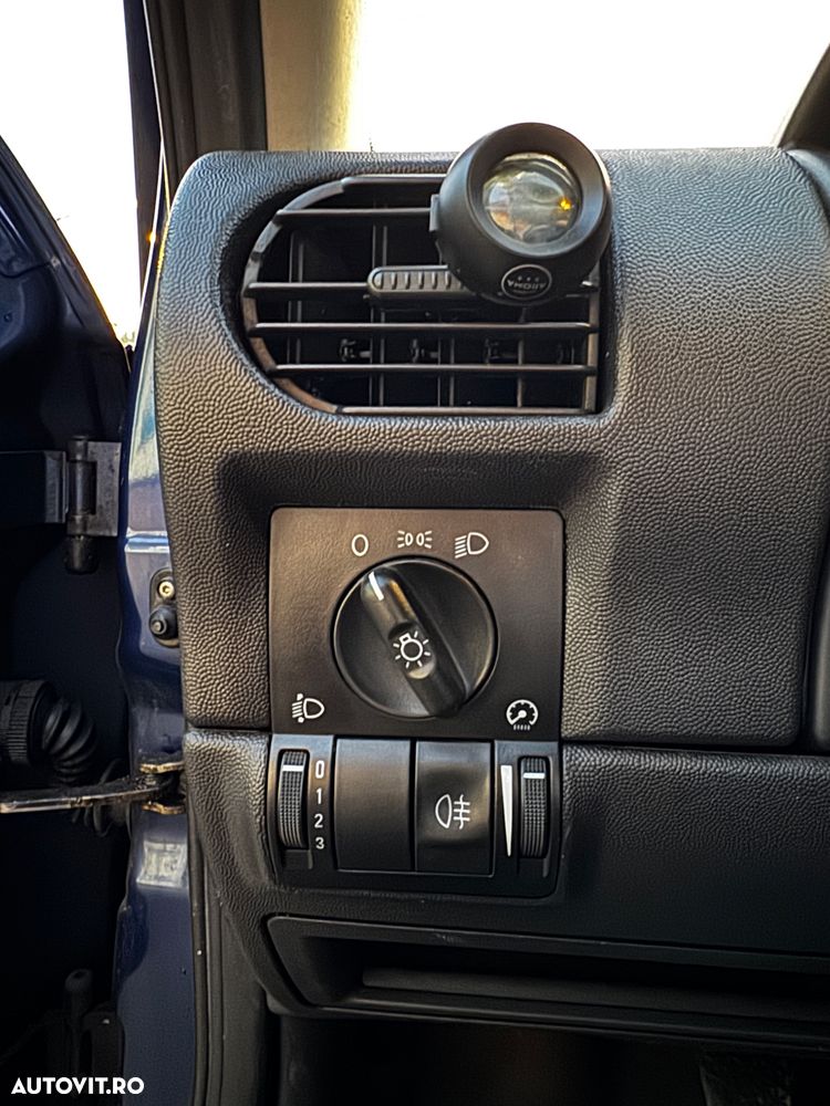 Opel Corsa - 24