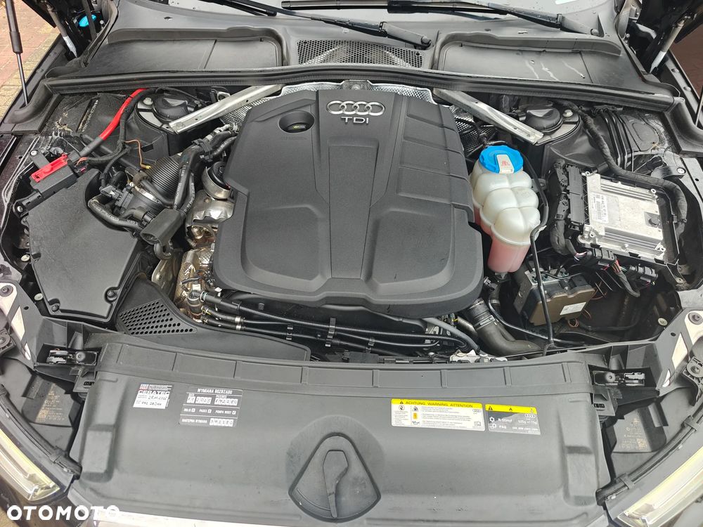 Audi A4 Avant 2.0 TDI DPF clean diesel quattro S line Sportpaket - 8