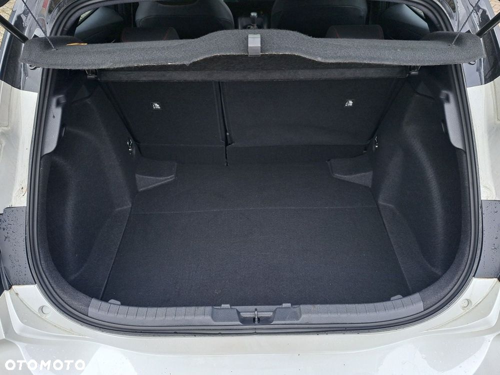Toyota Corolla - 6