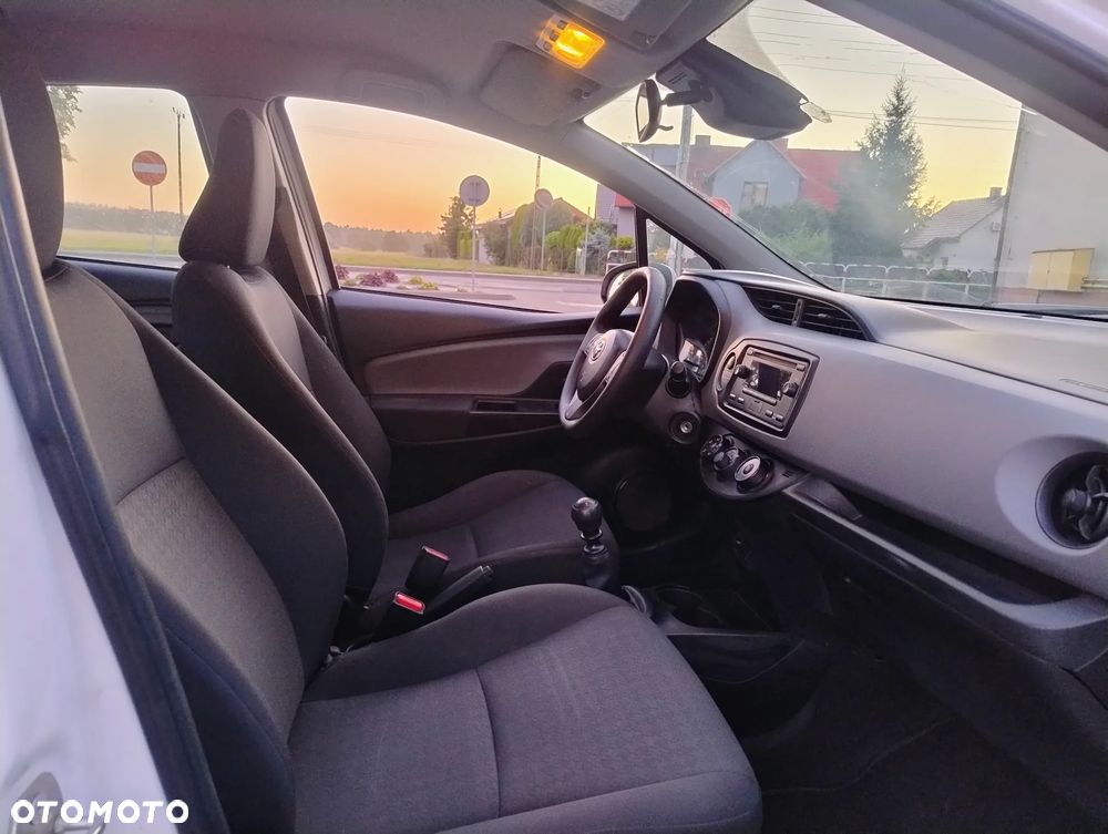 Toyota Yaris 1.5 Active - 5