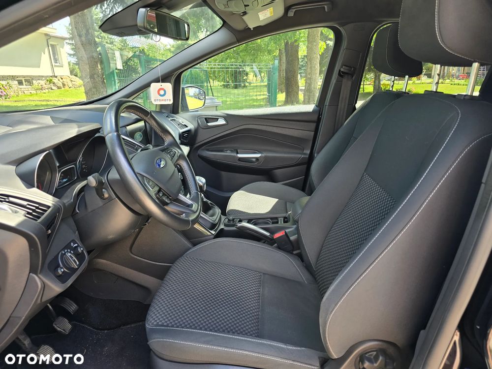 Ford C-MAX - 16