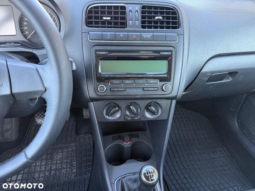 Volkswagen Polo - 11