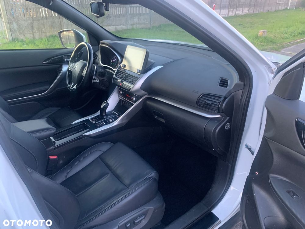 Mitsubishi Eclipse Cross - 37