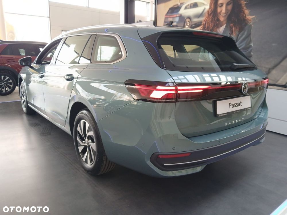 Volkswagen Passat - 8