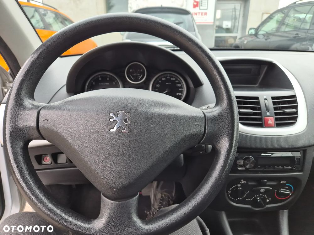 Peugeot 206 plus 60 Urban Move - 10