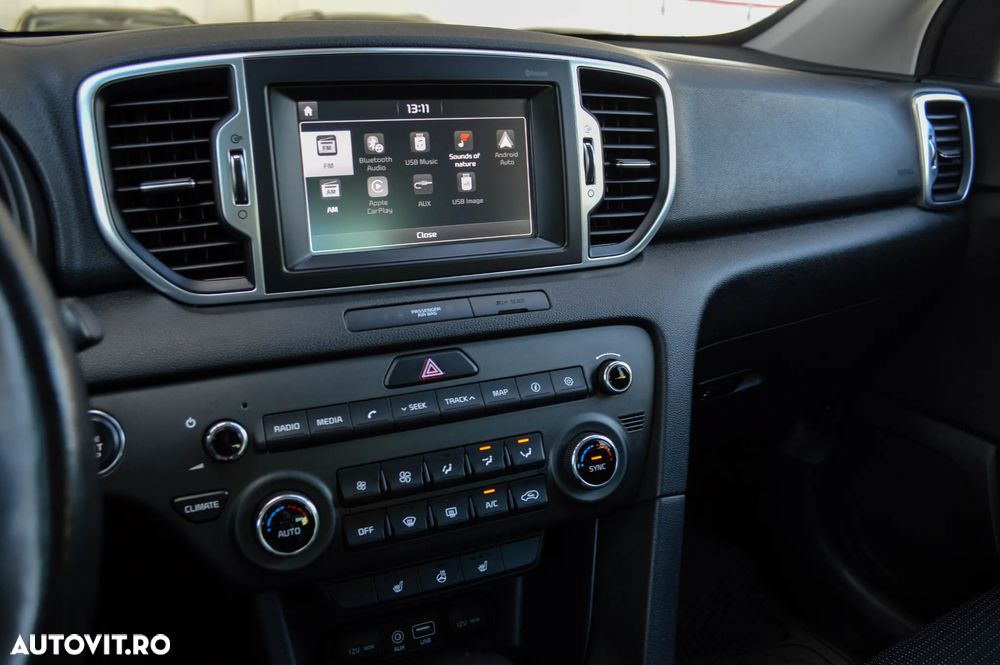 Kia Sportage 1.7 CRDI 2WD ISG Aut. Spirit - 8