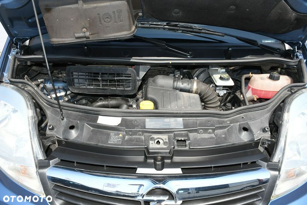 Opel Vivaro - 35