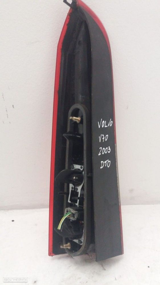 Farolim Dto VOLVO V70 II (285) 01.01 - 12.08 - 2