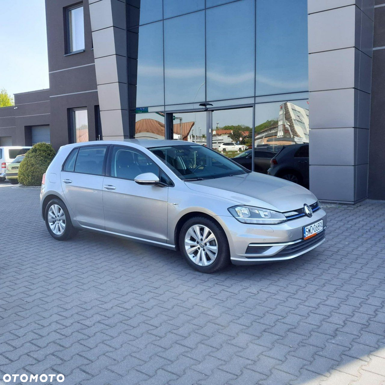 Volkswagen Golf - 3