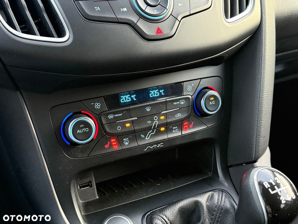 Ford Focus 1.5 TDCi DPF Start-Stopp-System Titanium - 25