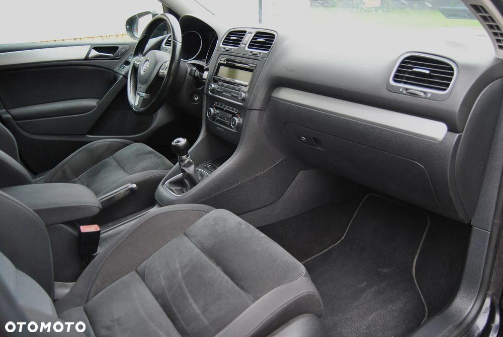 Volkswagen Golf - 7